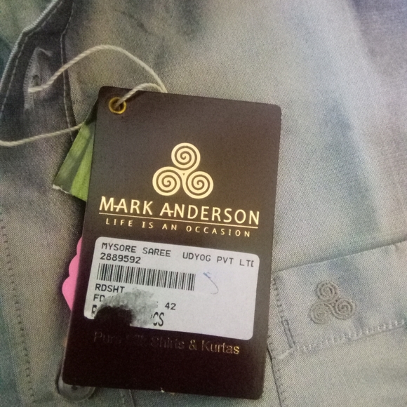 Mark Anderson 100% Pure Dupion Stripe Silk. - Picture 6 of 8